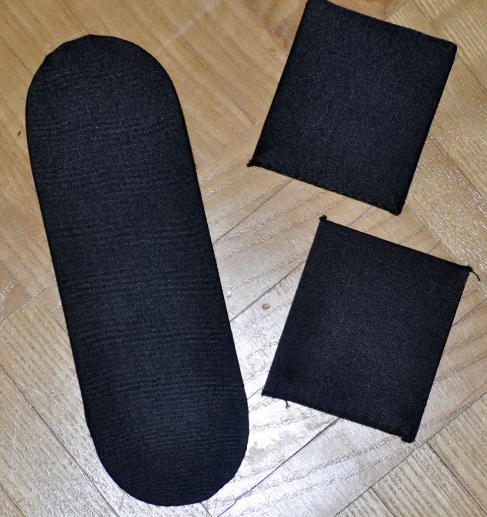 the lid and the rectangles to form the compartments, already covered